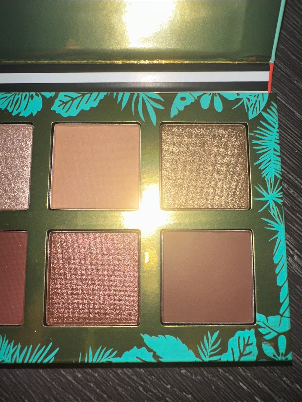 Sephora Animal-Eyes Eyeshadow Palette - Picture 5 of 6